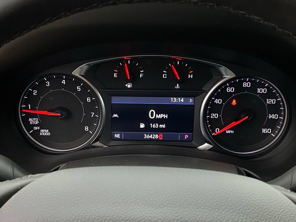 Used 2024 GMC Terrain SLT FWD image 16