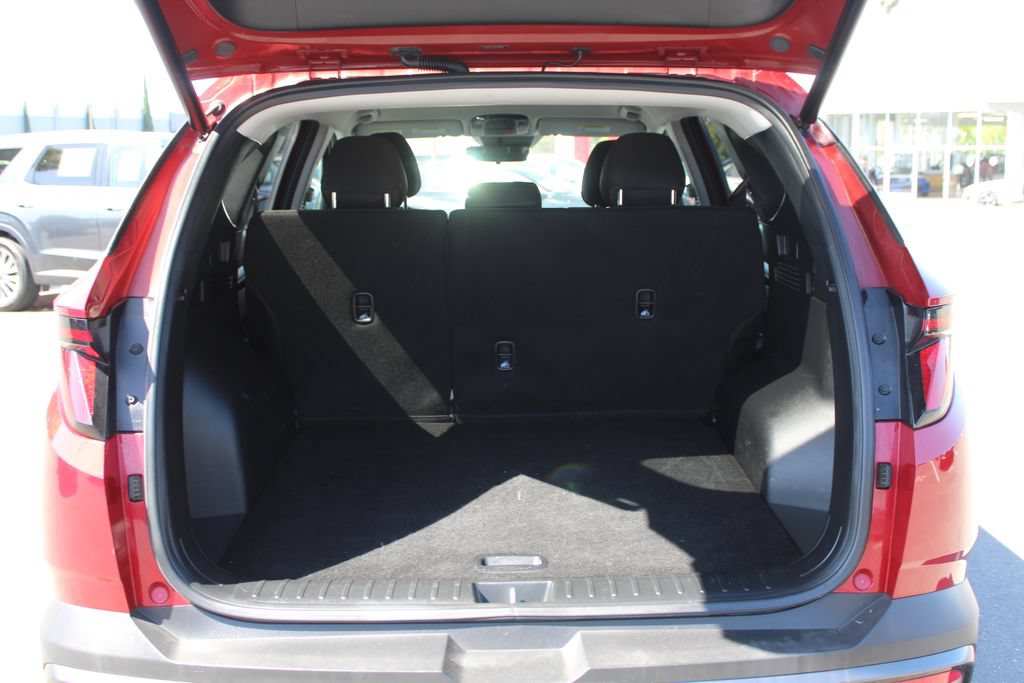 Used 2025 Hyundai Tucson SEL FWD image 10