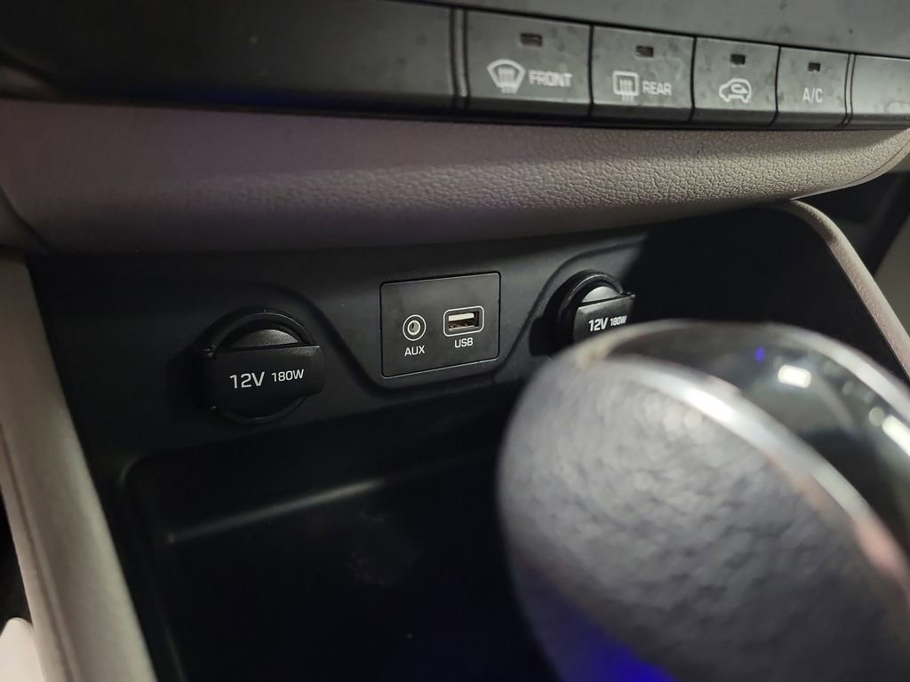 Used 2019 Hyundai Tucson SE image 16