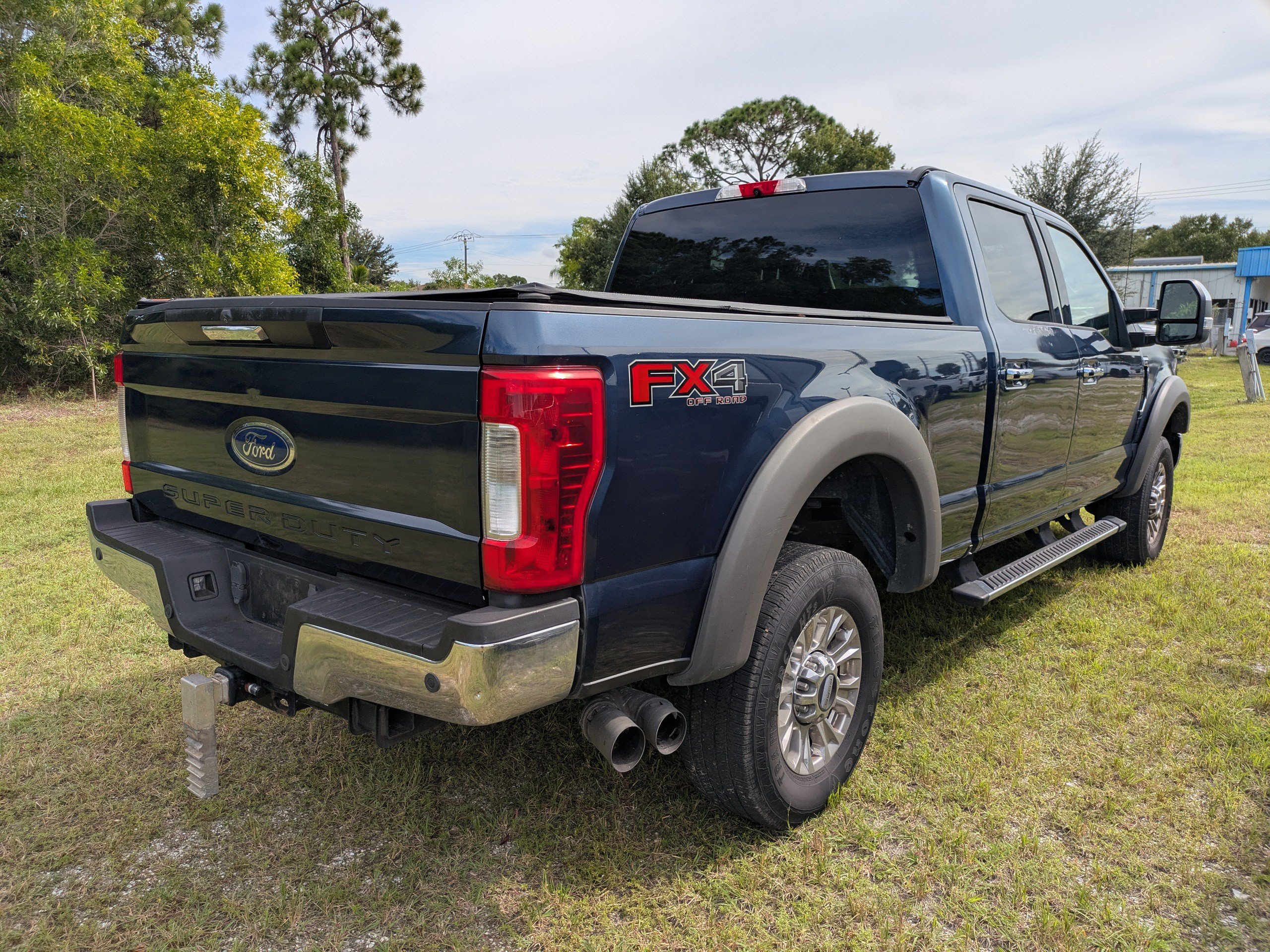 Used 2019 Ford F250 XLT w/ XLT Premium Package AWD/4WD image 5