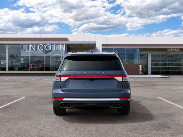 New 2027 Lincoln Aviator AWD image 7