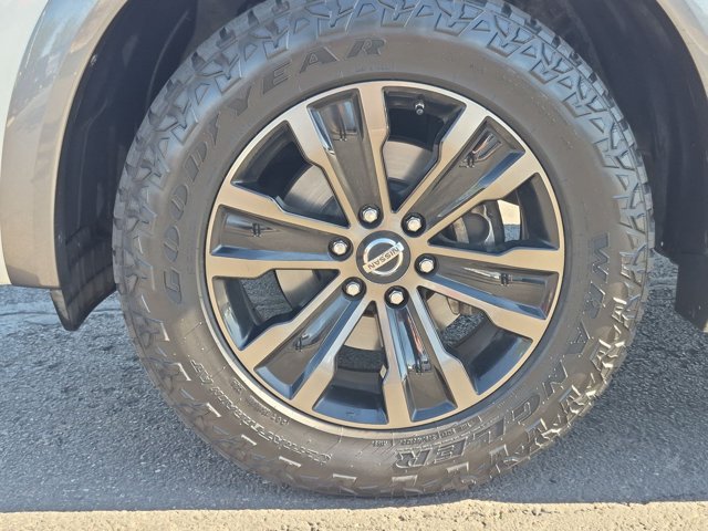 Used 2018 Nissan Armada Platinum AWD/4WD image 19