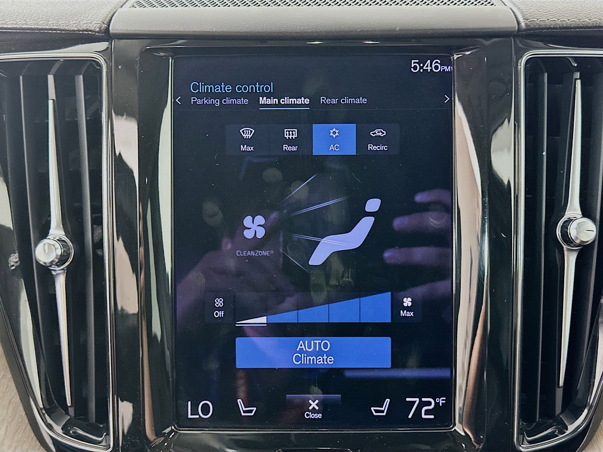 Used 2021 Volvo XC60 T5 Inscription image 24