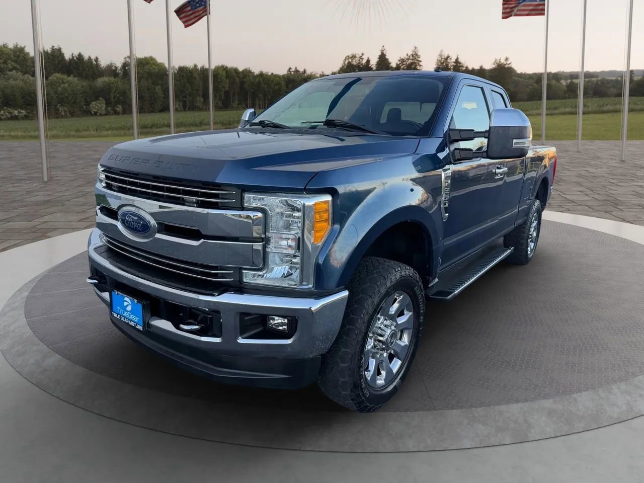 Used 2017 Ford F250 Lariat w/ Chrome Package image 1