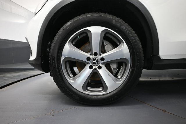 Used 2019 Mercedes-Benz GLC 300 image 13