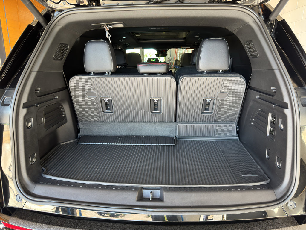 Used 2026 Chevrolet Traverse RS w/ LPO, Floor Liner Package AWD/4WD image 21