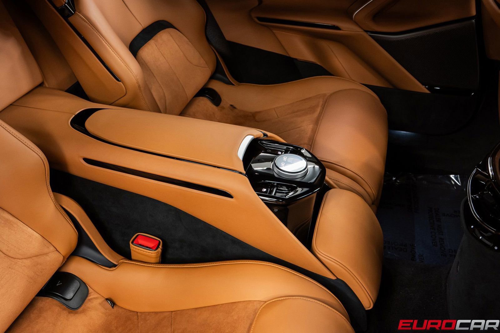 Used 2025 Ferrari Purosangue AWD/4WD image 46