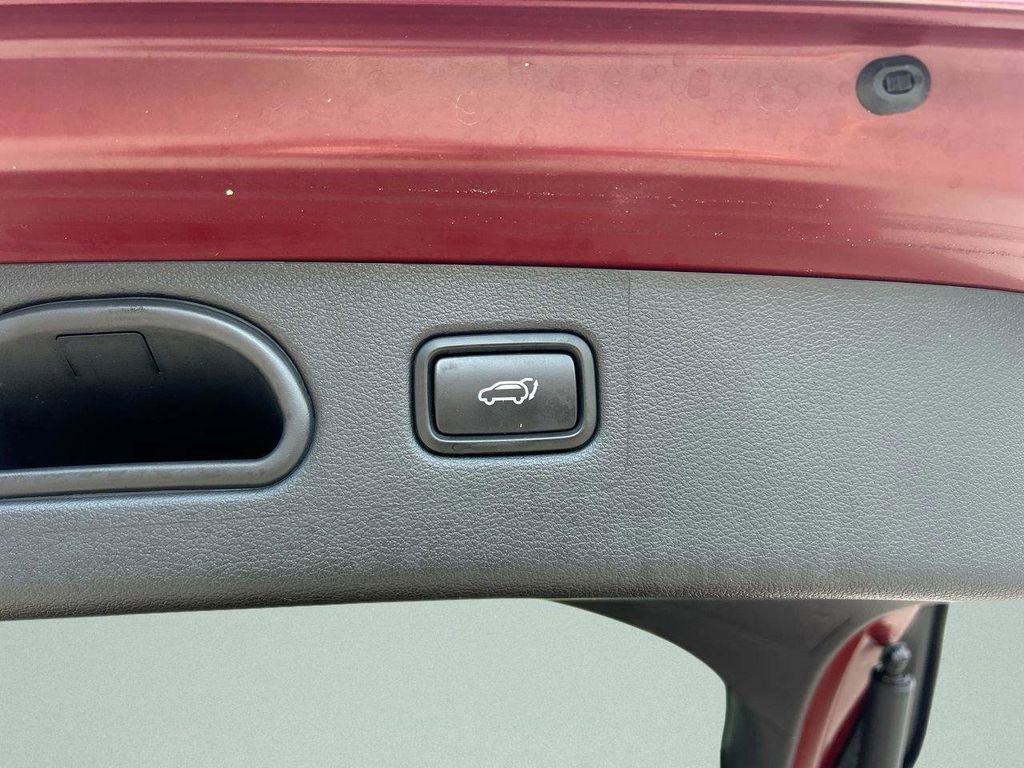 Used 2019 Hyundai Tucson Limited w/ Cargo Package image 16