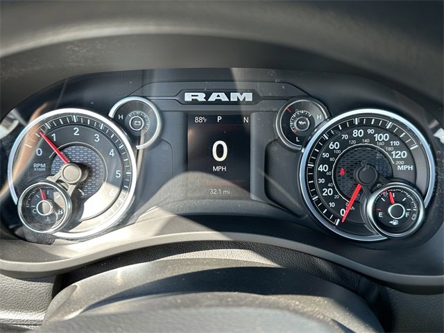 Used 2024 RAM 2500 Tradesman w/ Chrome Appearance Group image 20