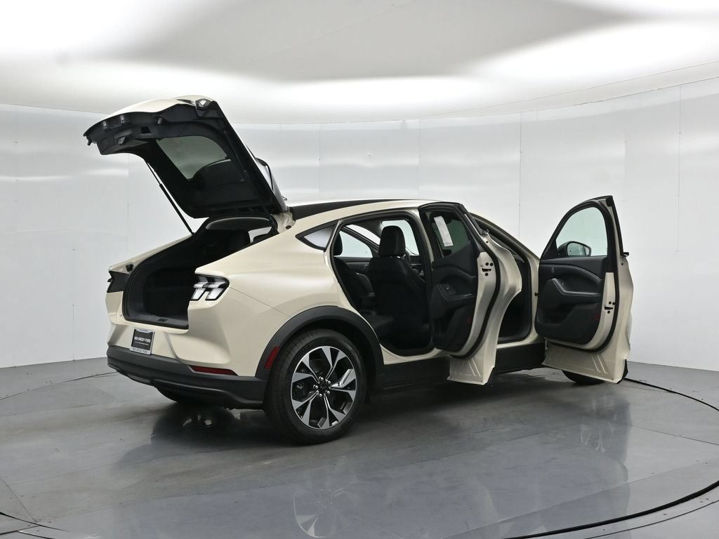 New 2026 Ford Mustang Mach-E Select RWD image 5