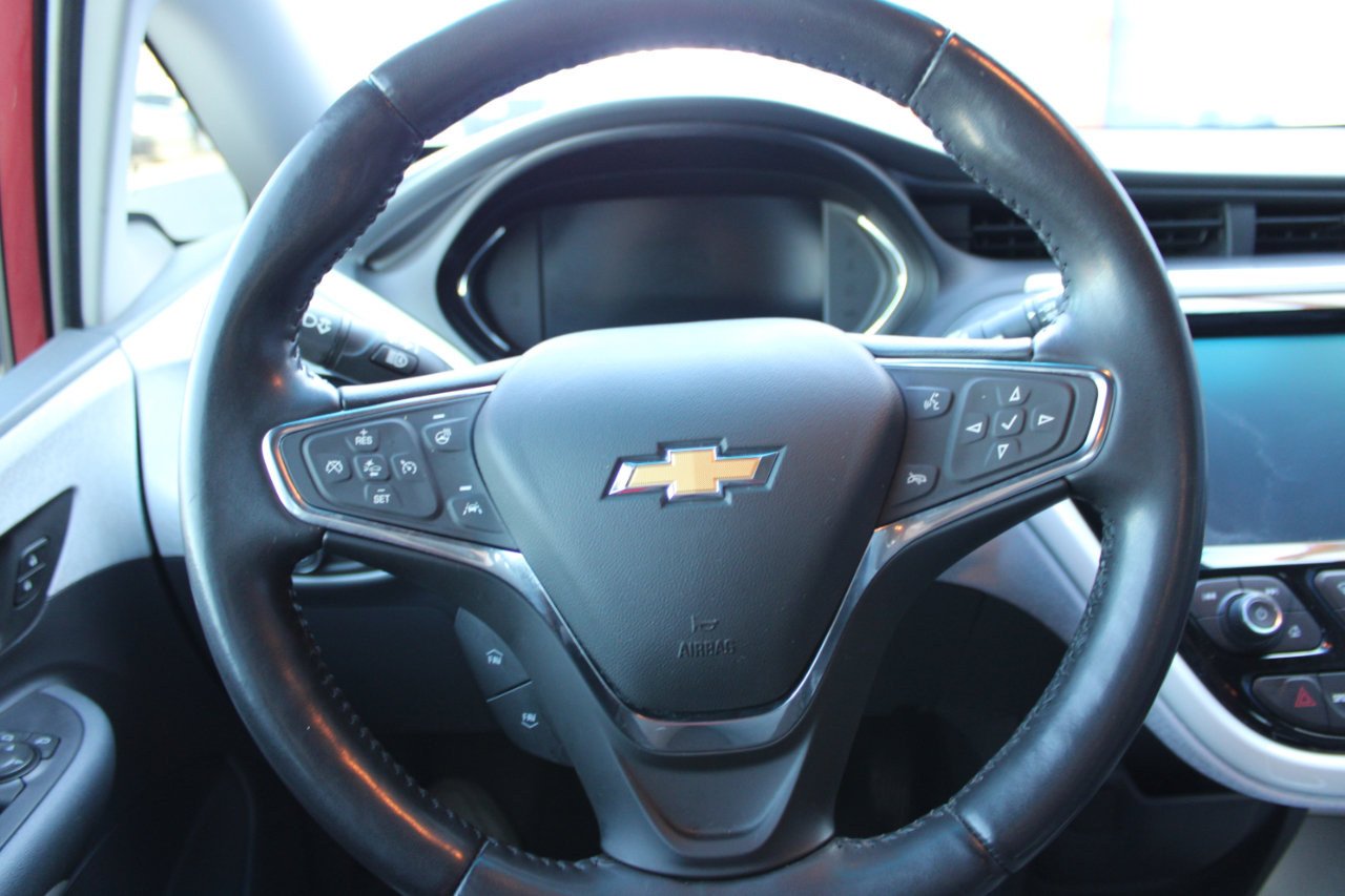 Used 2020 Chevrolet Bolt Premier w/ Infotainment Package image 16