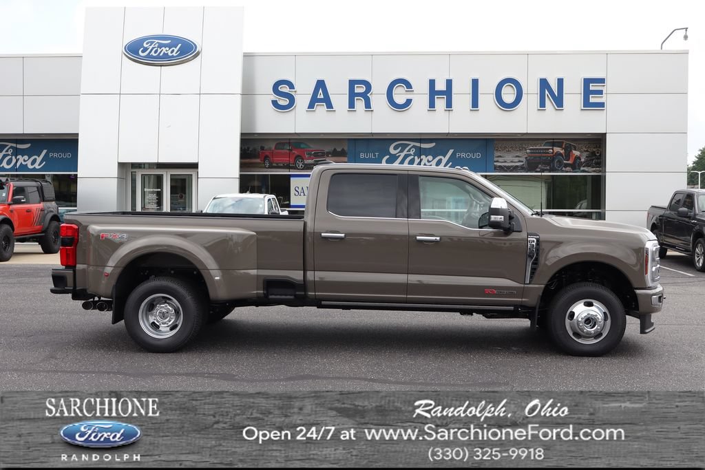 New 2026 Ford F350 Platinum w/ Platinum Plus Package