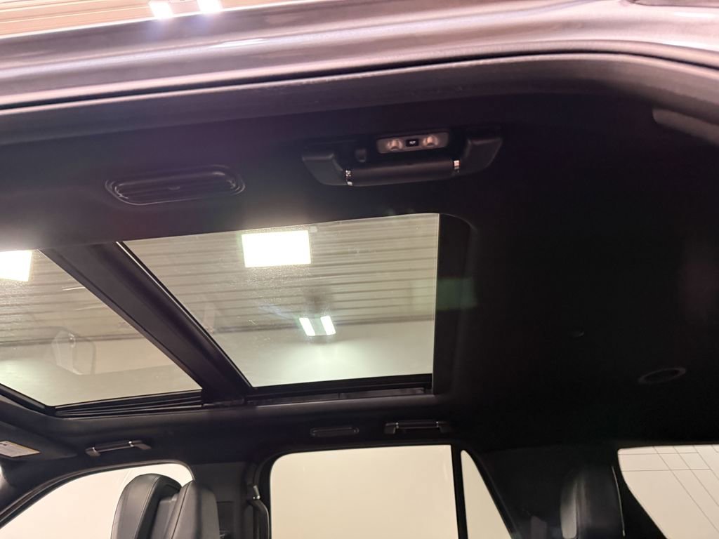 Used 2023 Lincoln Navigator Reserve image 10