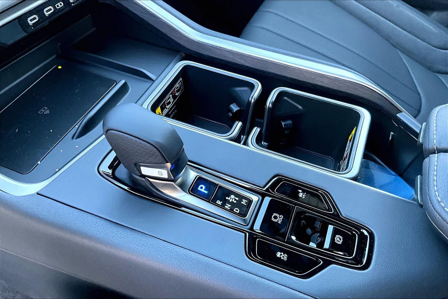 New 2026 Lexus TX 500h AWD image 11