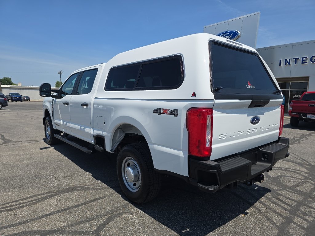 Used 2025 Ford F250 XL AWD/4WD image 8