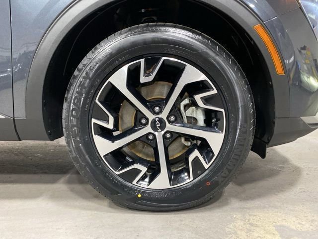 Used 2023 Kia Sportage EX AWD/4WD image 31