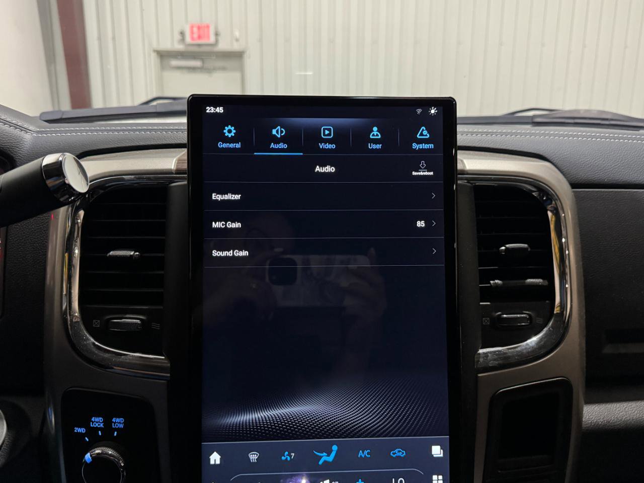 Used 2016 RAM 2500 Laramie w/ Protection Group AWD/4WD image 19