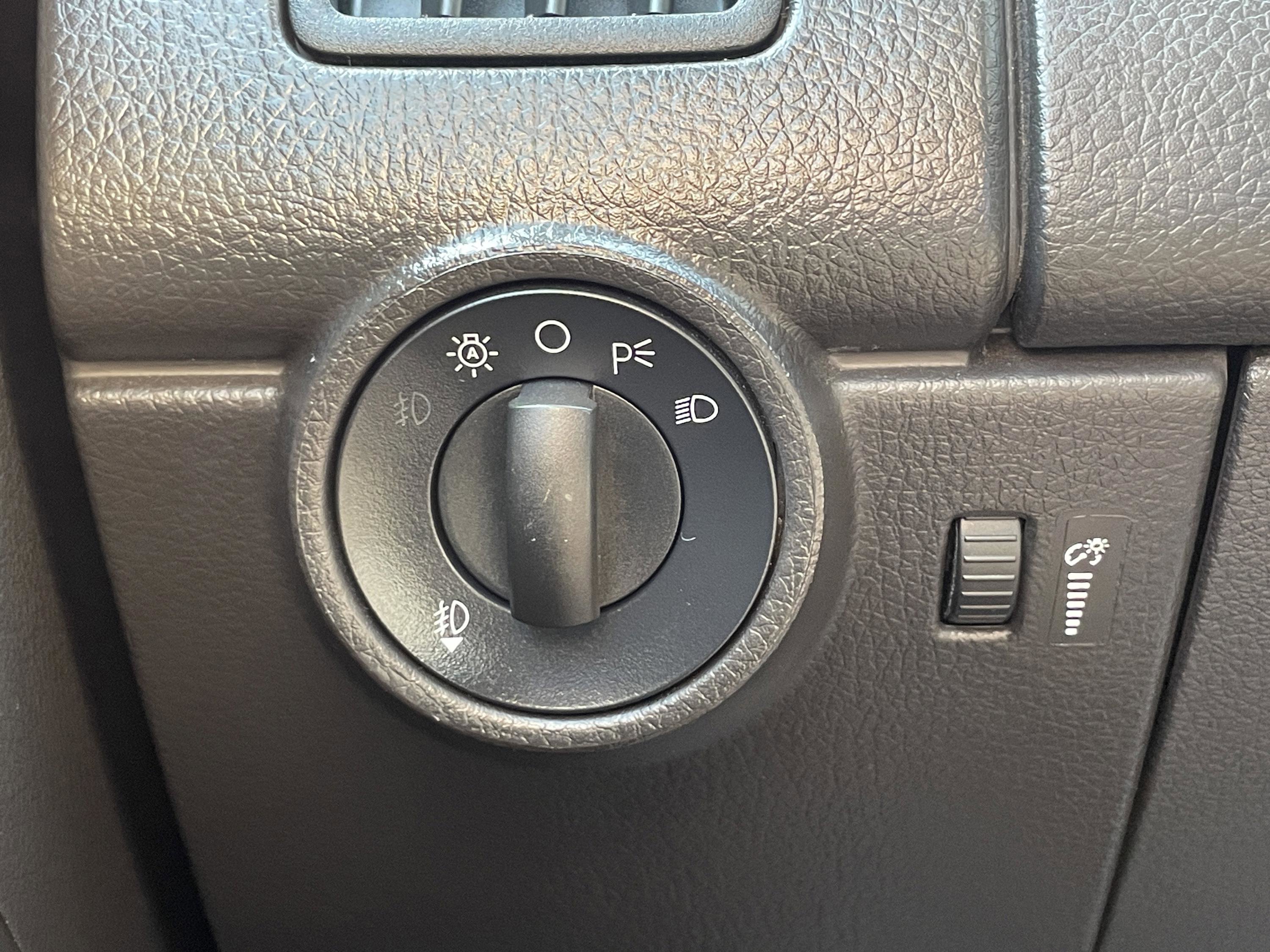 Used 2009 Ford Edge SEL FWD image 19