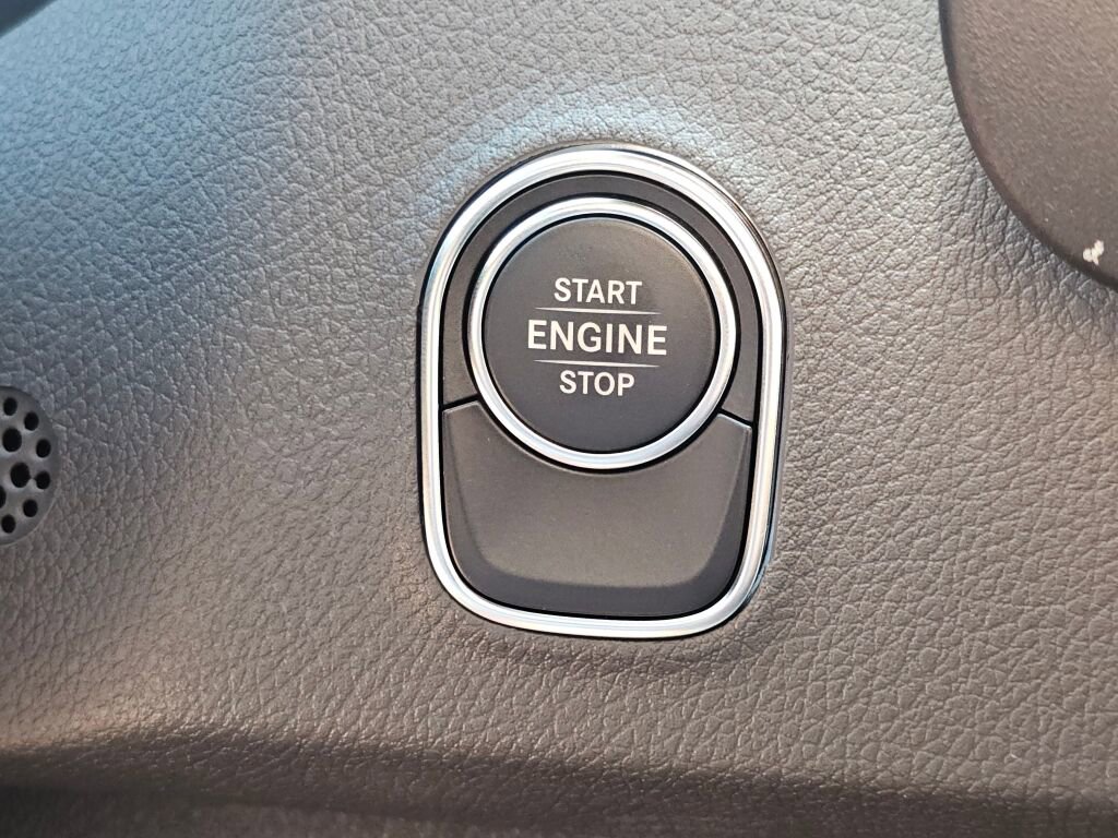 New 2024 Mercedes-Benz Sprinter 144 Cargo image 24