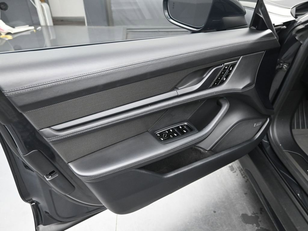 Certified 2020 Porsche Taycan Turbo image 11