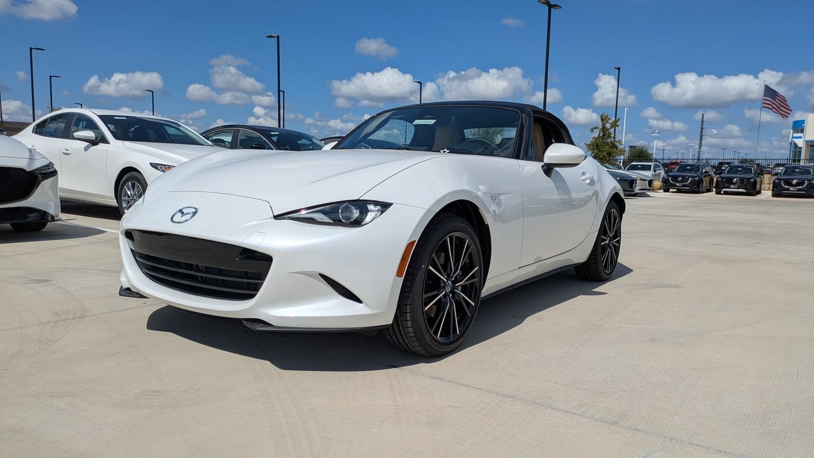 New 2026 MAZDA MX-5 Miata Grand Touring RWD image 1