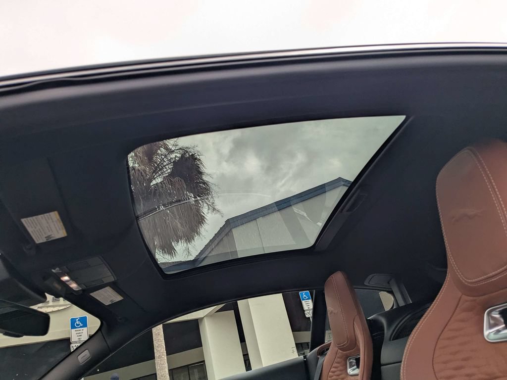 Used 2021 Jaguar F-TYPE Coupe RWD image 24