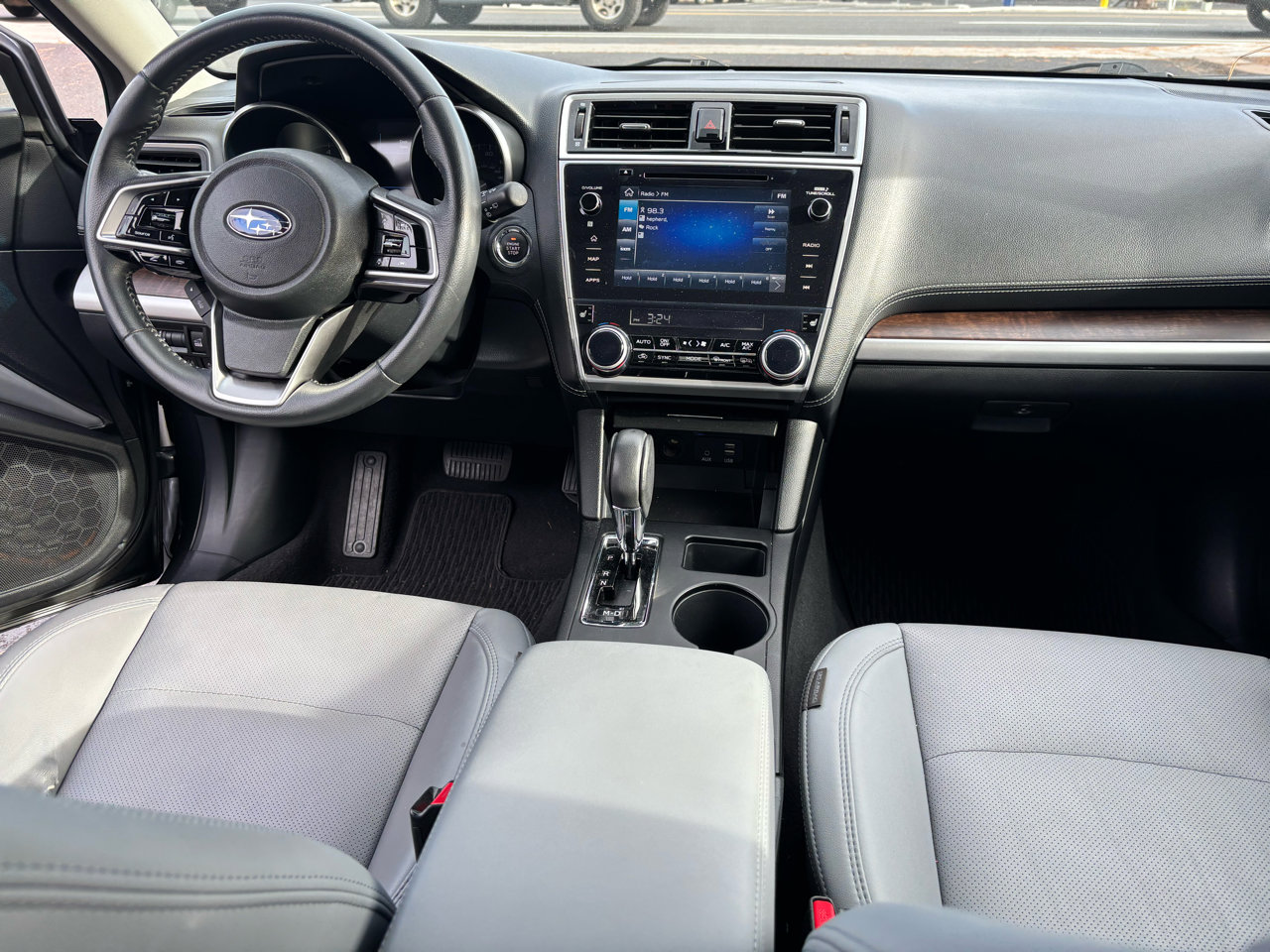 Used 2018 Subaru Outback 2.5i Limited image 12