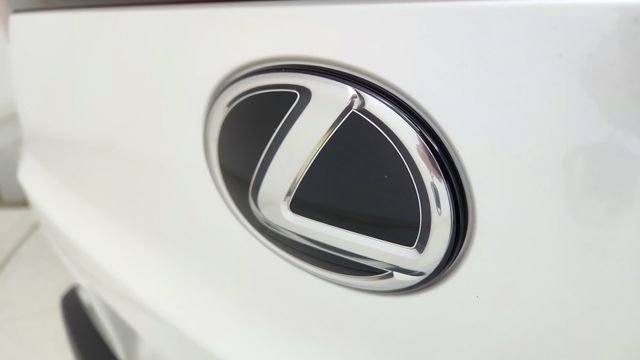 Used 2024 Lexus UX 250h FWD image 16