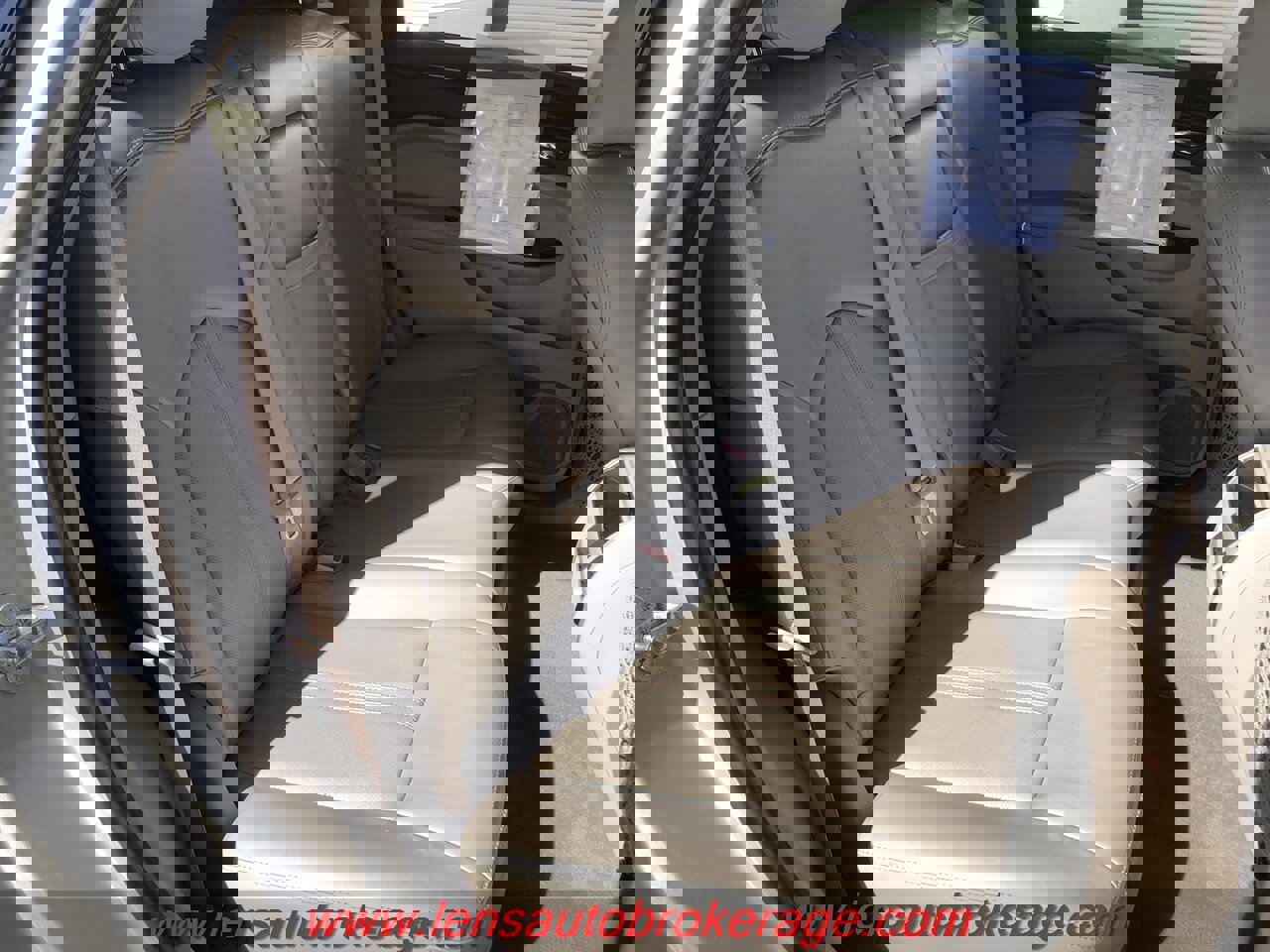 Used 2015 Cadillac SRX Performance w/ Driver Awareness Package FWD image 18