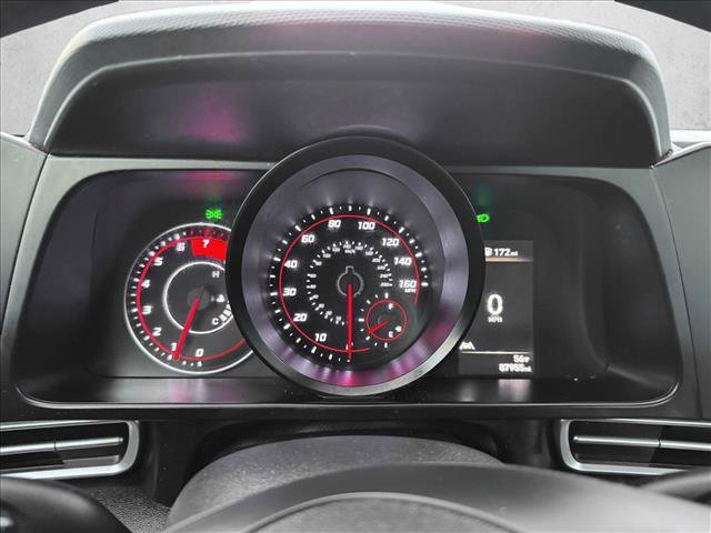Used 2022 Hyundai Elantra SEL FWD image 12