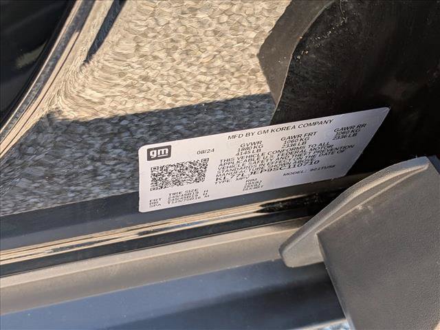 Used 2025 Chevrolet Trax RS FWD image 27