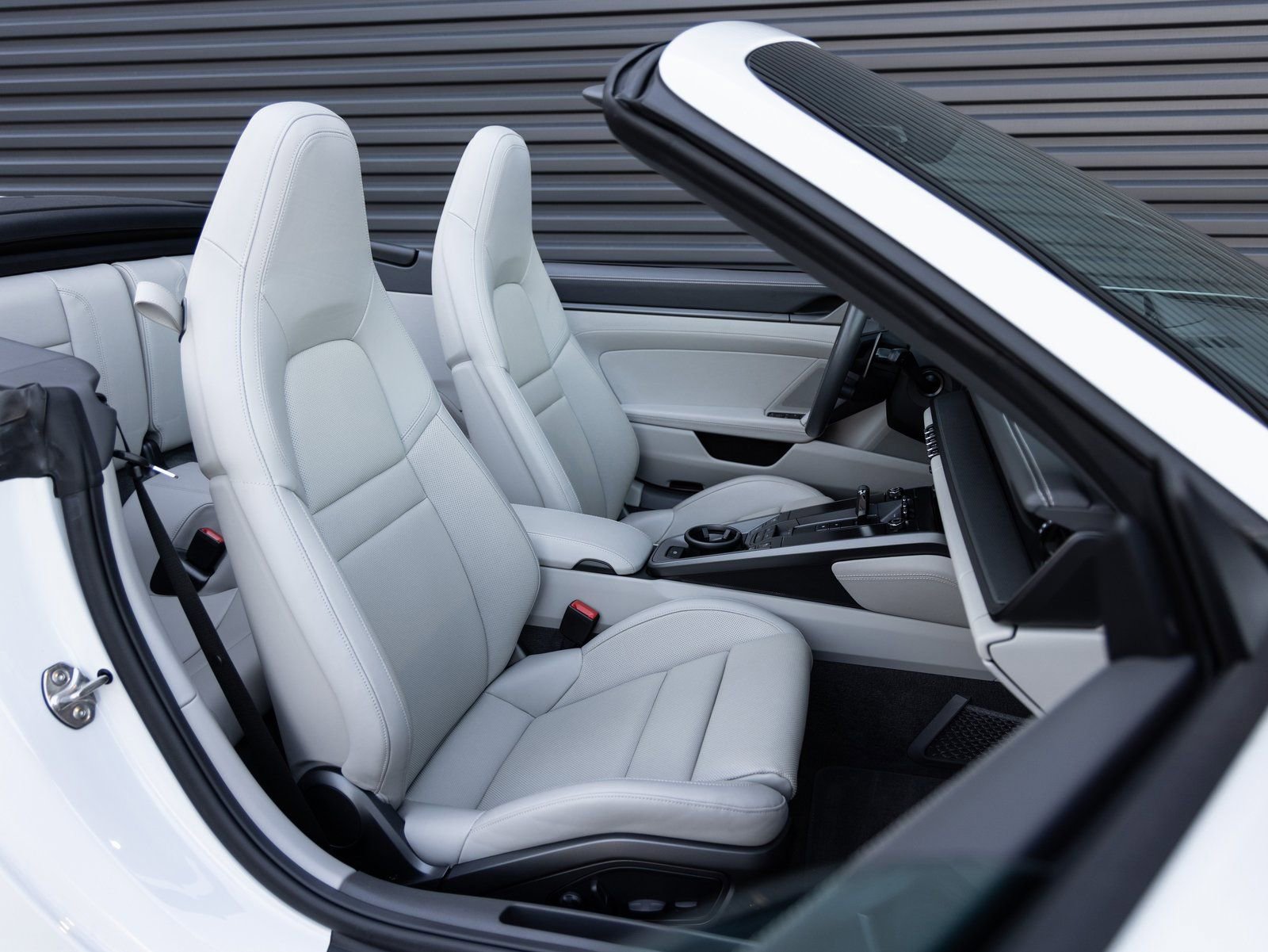 Certified 2024 Porsche 911 Carrera S image 31