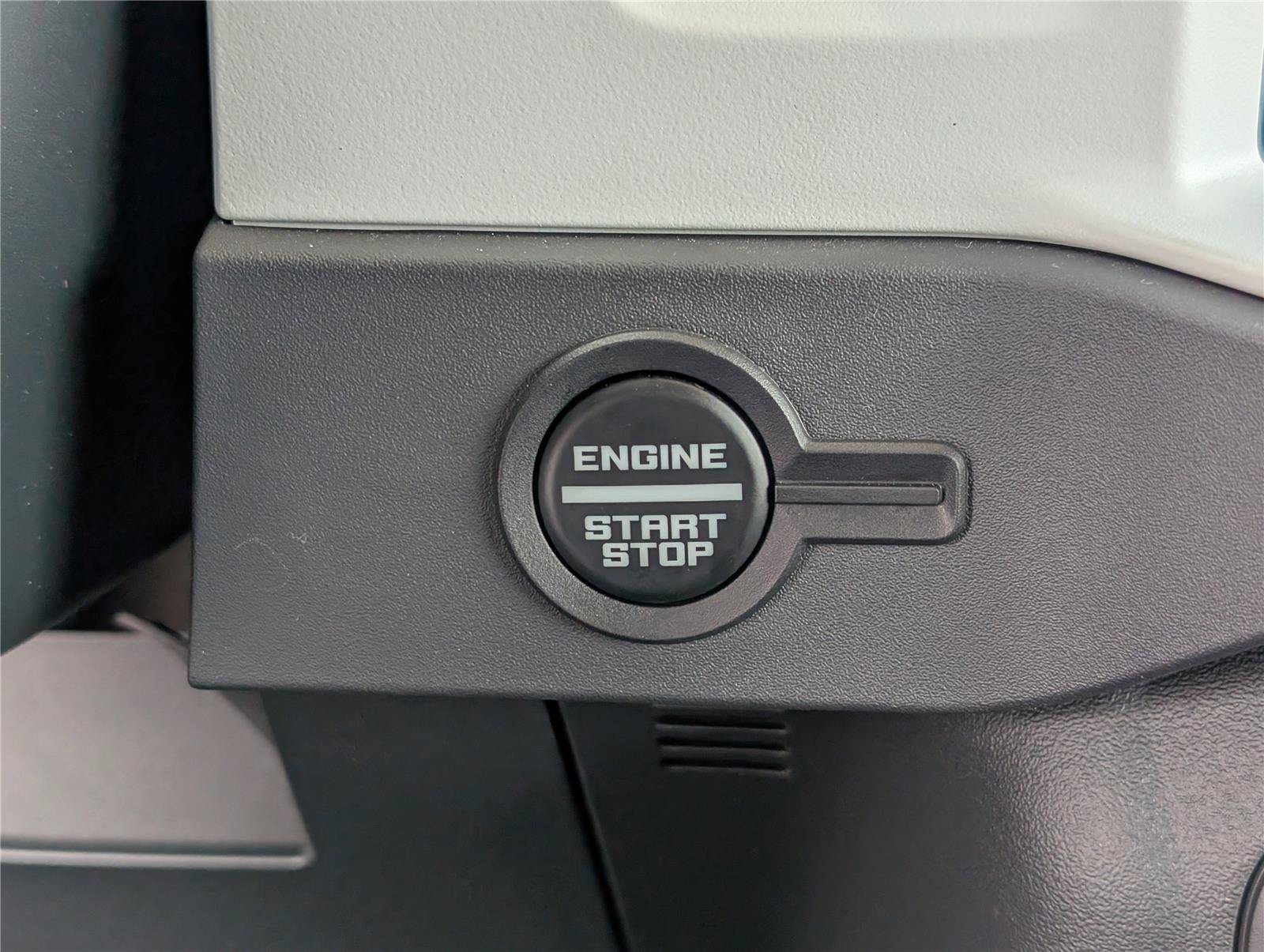 Used 2025 Ford Bronco Stroppe Edition image 23