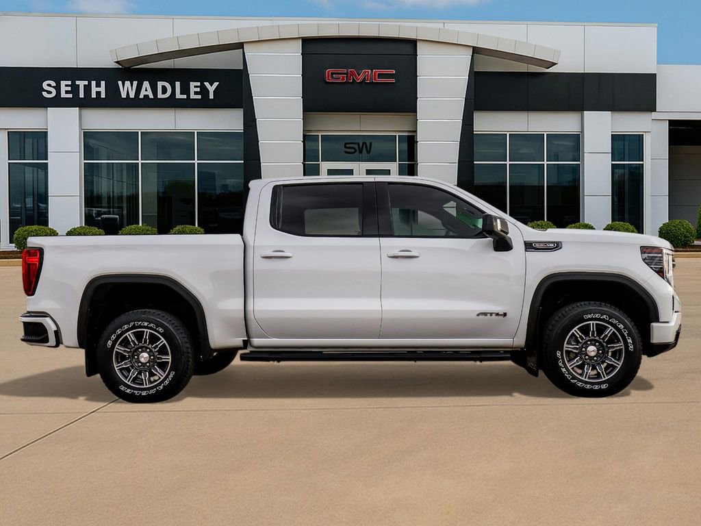 Used 2024 GMC Sierra 1500 AT4 w/ Technology Package image 8