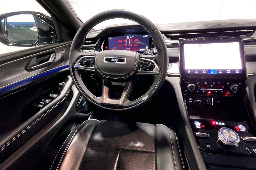 Used 2022 Jeep Grand Cherokee Overland w/ Adv Protech Group III image 7