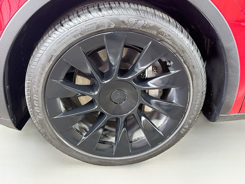 Used 2023 Tesla Model Y Long Range AWD/4WD image 37