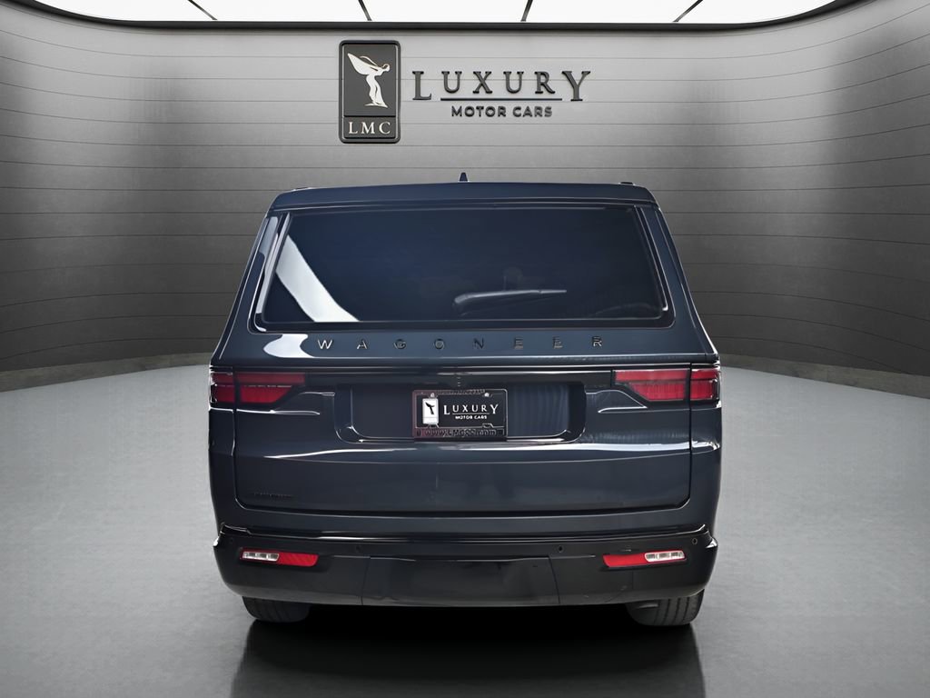 Used 2023 Jeep Wagoneer Series II image 7