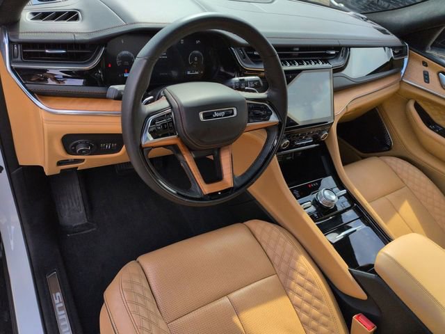 Certified 2025 Jeep Grand Cherokee Summit w/ Obsidian Package image 11