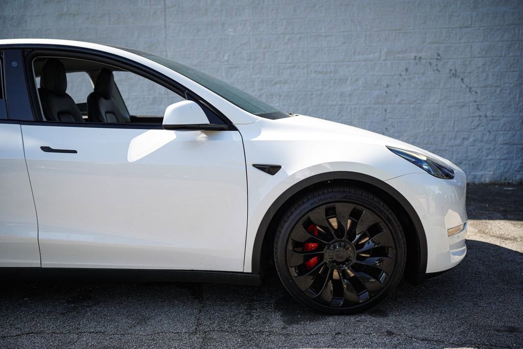 Used 2022 Tesla Model Y Performance image 17