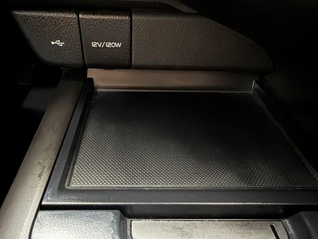 Used 2023 Toyota Camry SE w/ Convenience Package image 19