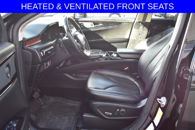 Used 2022 Lincoln Nautilus Reserve w/ Monochromatic Package AWD/4WD image 4