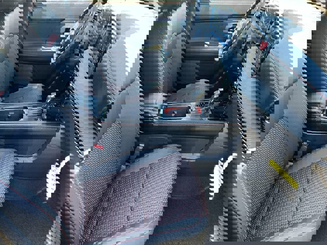 New 2025 Nissan Kicks SR image 12