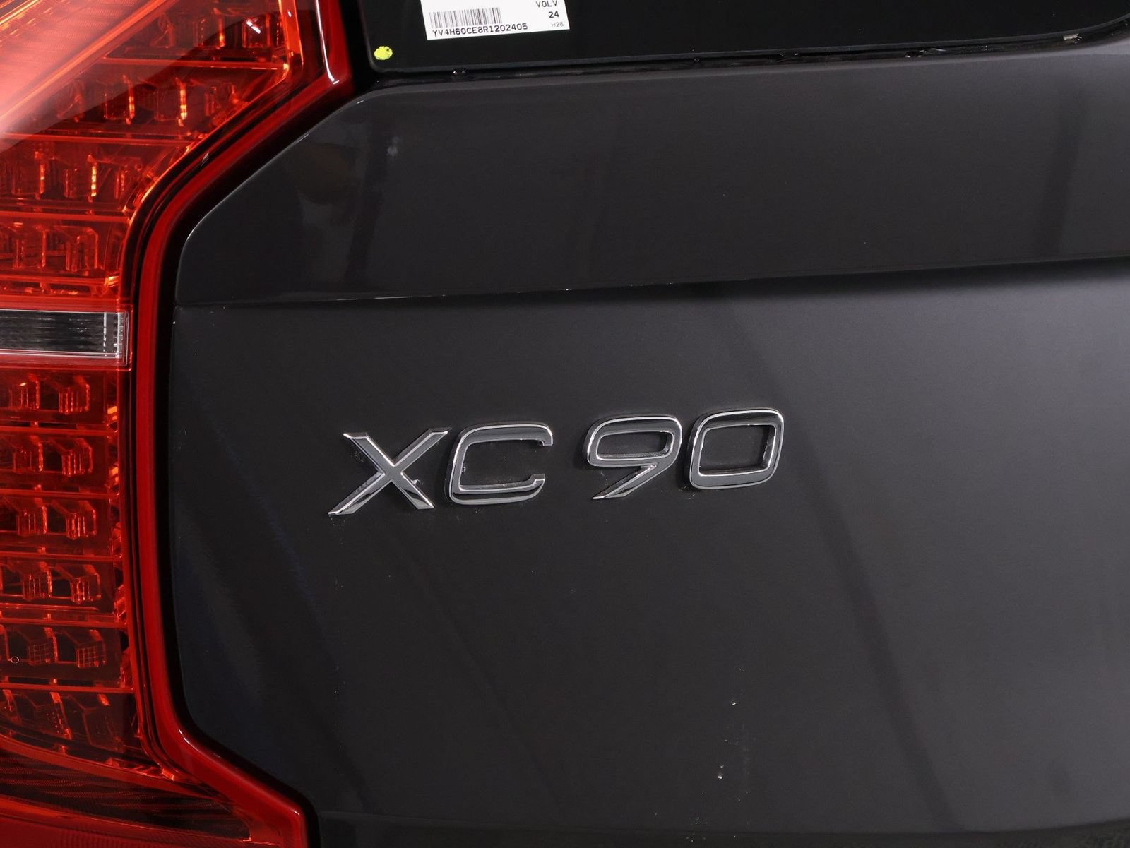 Certified 2024 Volvo XC90 T8 Plus w/ Protection Package Premier AWD/4WD image 19