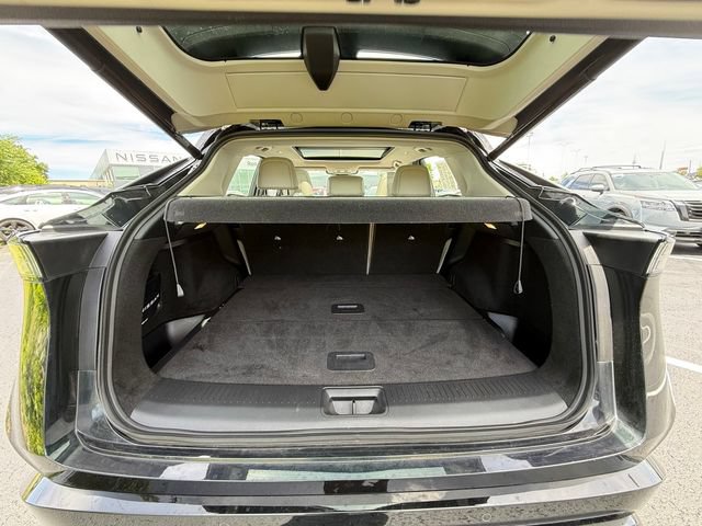 Certified 2024 Nissan Ariya FWD image 33