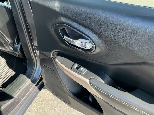 Used 2018 Jeep Cherokee Limited w/ High Altitude Package image 23