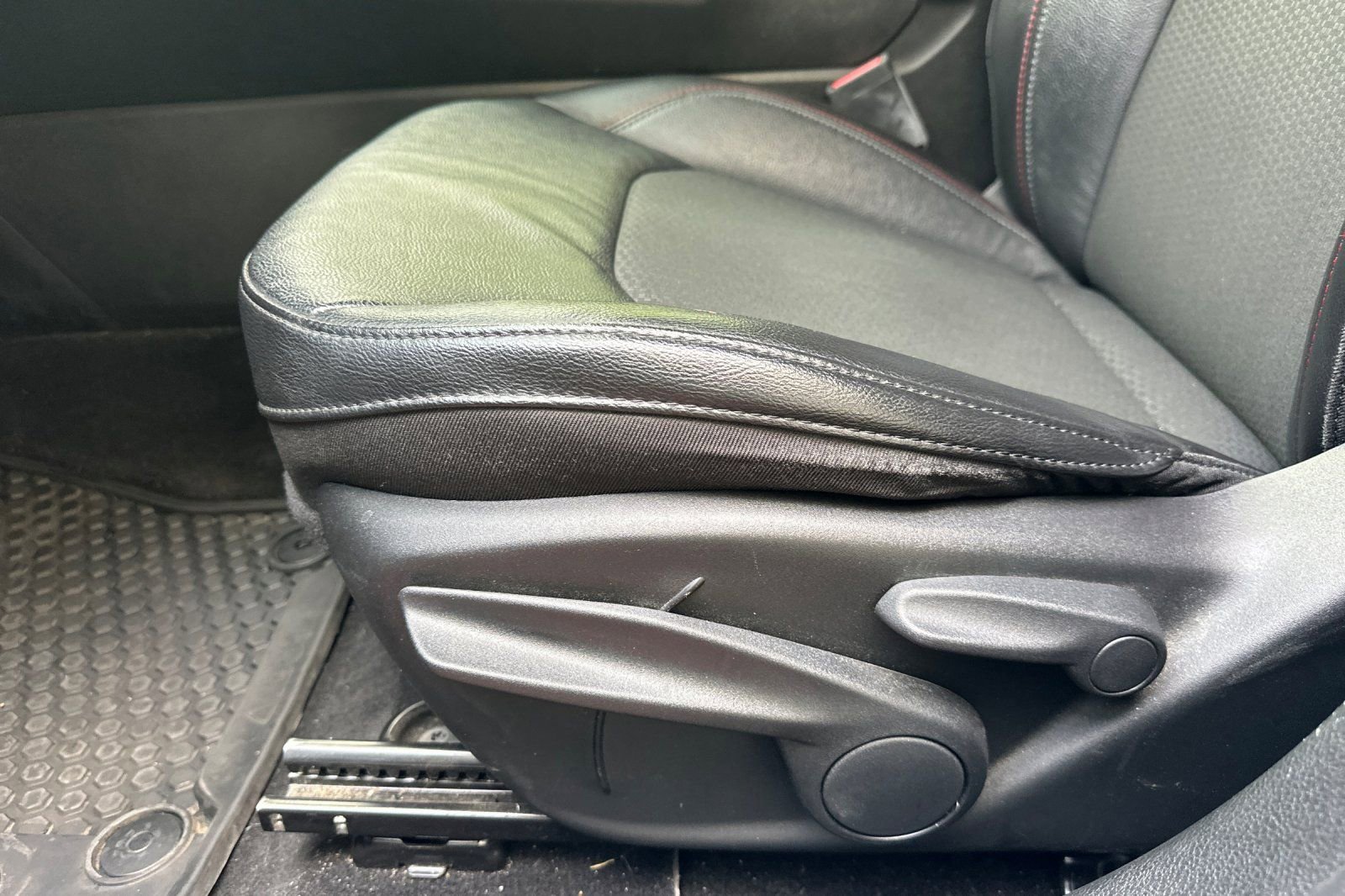 Used 2022 Jeep Compass Trailhawk image 13