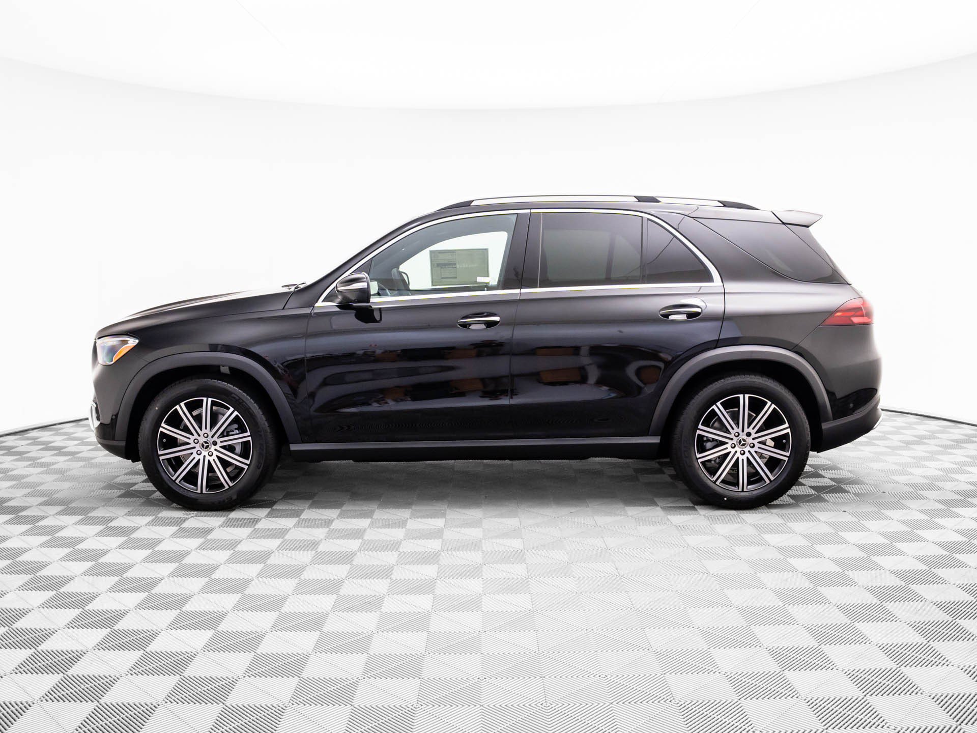 New 2026 Mercedes-Benz GLE 350 4MATIC image 2