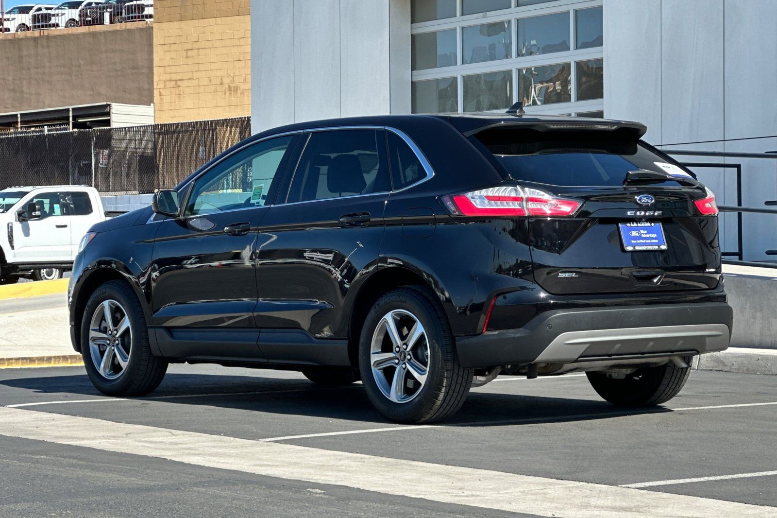 Certified 2023 Ford Edge SEL w/ Convenience Package AWD/4WD image 5