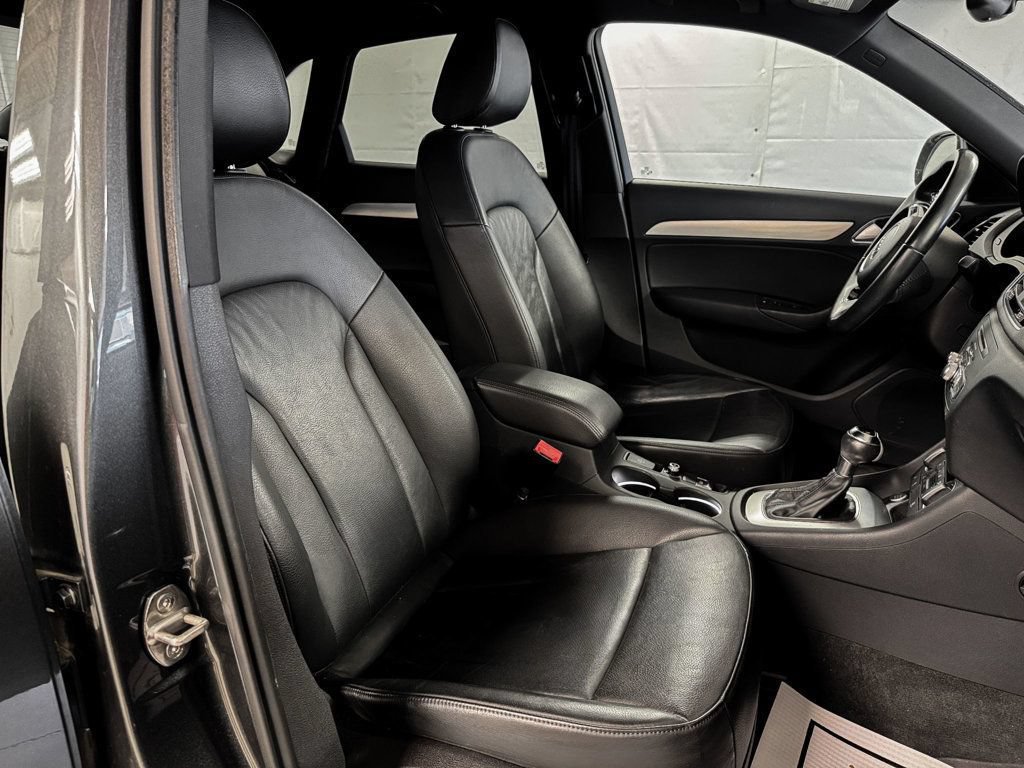Used 2018 Audi Q3 2.0T Premium Plus w/ Premium Plus Package AWD/4WD image 12