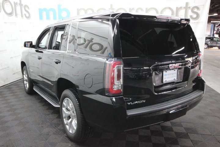 Used 2018 GMC Yukon SLE w/ SLE Value Package image 5